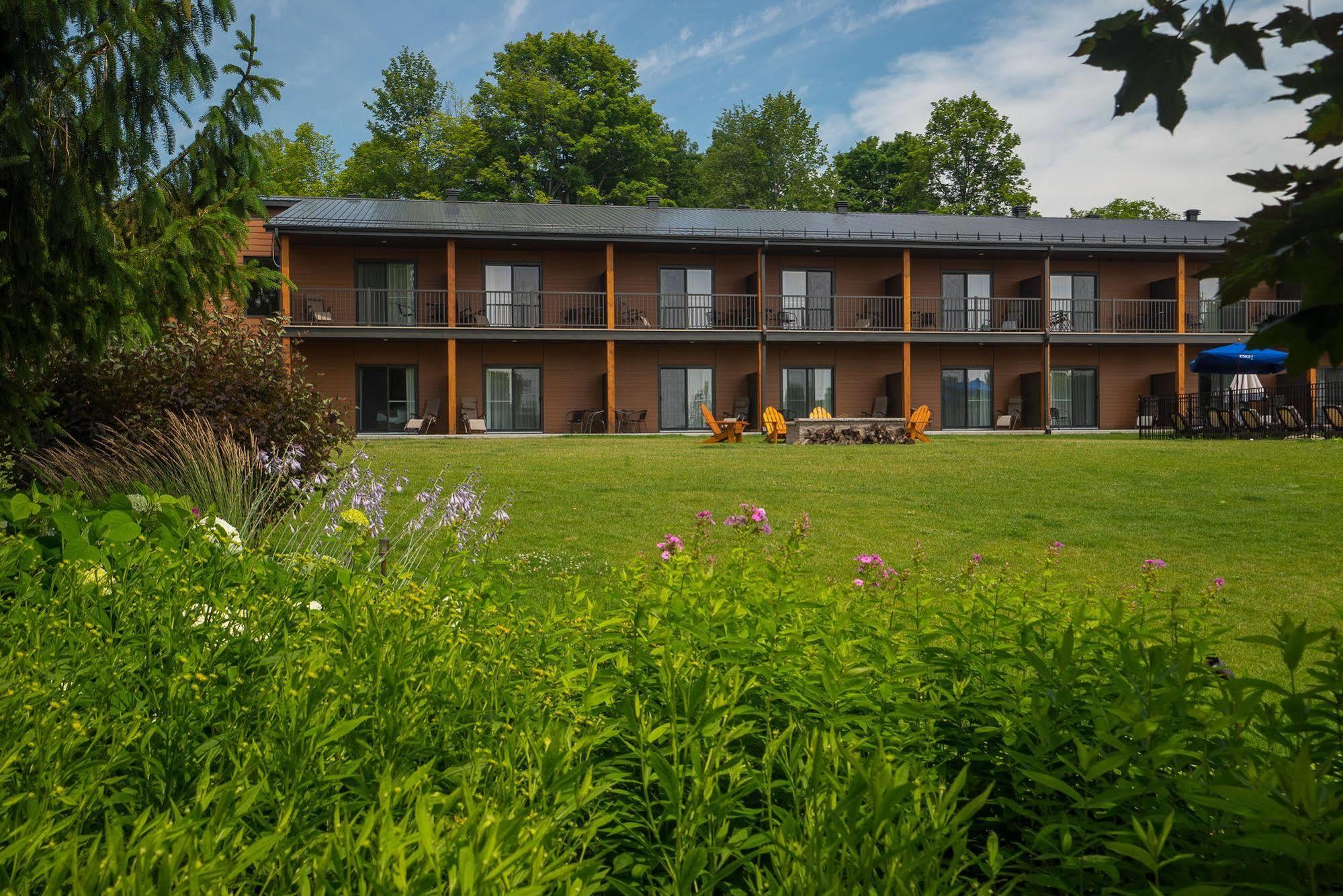 Auberge Des Gallant Rigaud Dış mekan fotoğraf